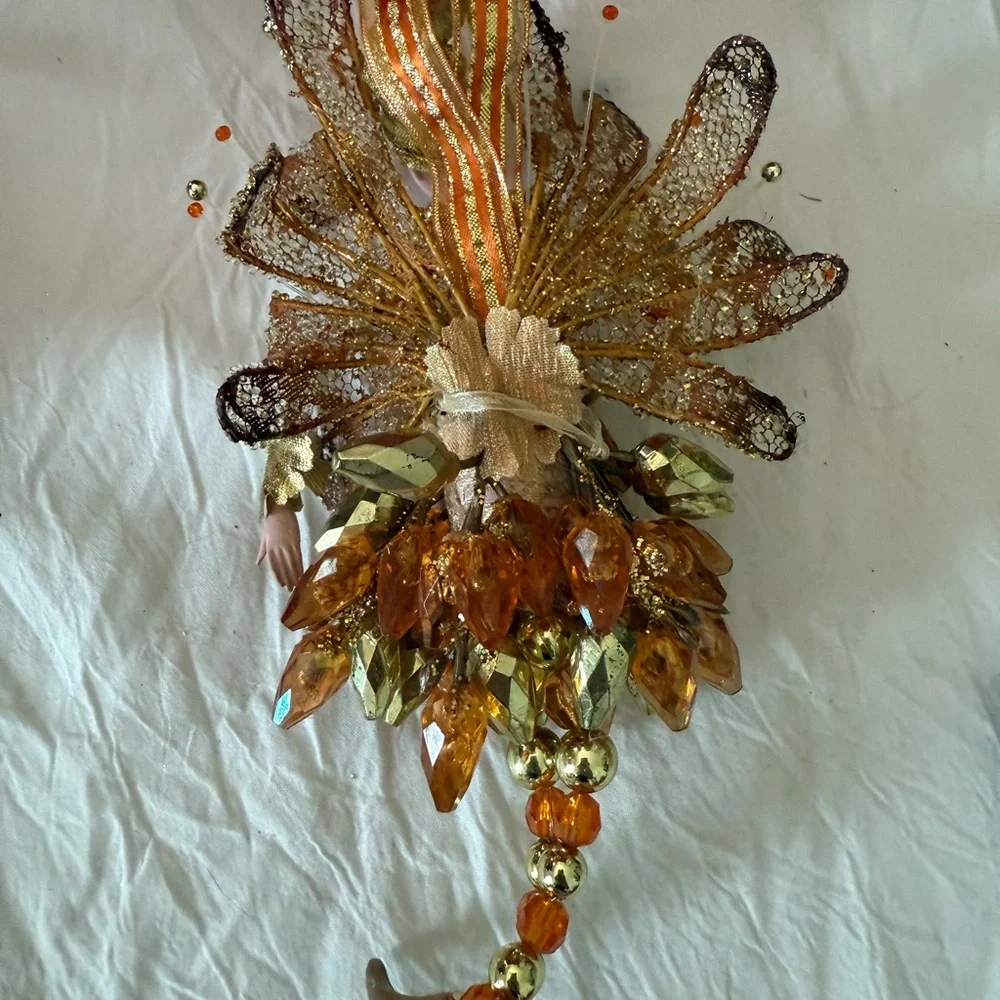 Two Fairy Dolls with Glitter Wings - Picture 5 of 10